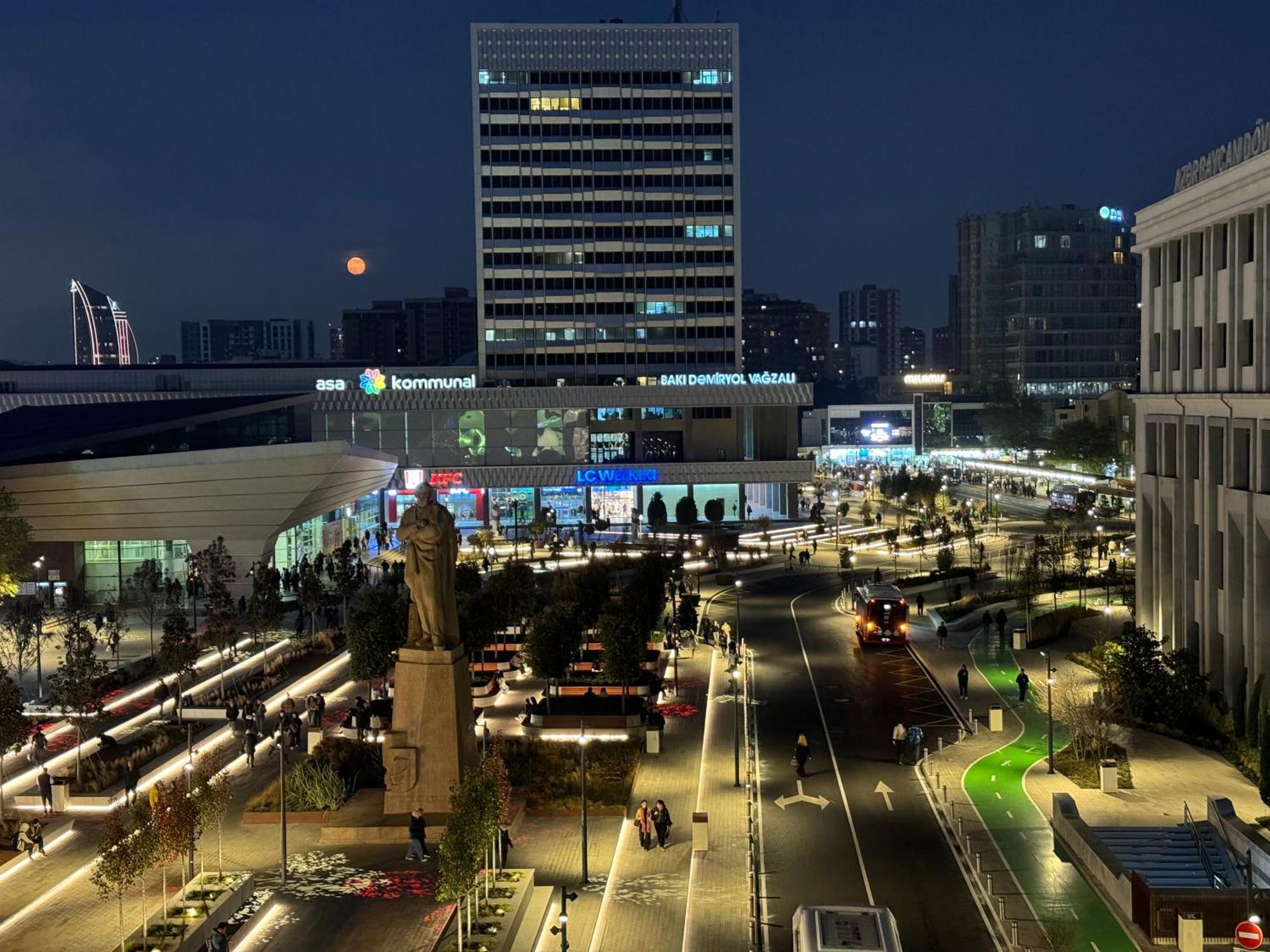 Liberta Hotel Баку Экстерьер фото